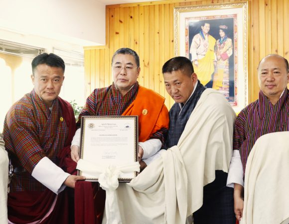 Trongsa Dzongkhag Donates to Bhutan Health Trust Fund Through Health Walk